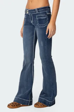Jeans acampanados tiro bajo costuras de Edikted en Pantalones para argentina