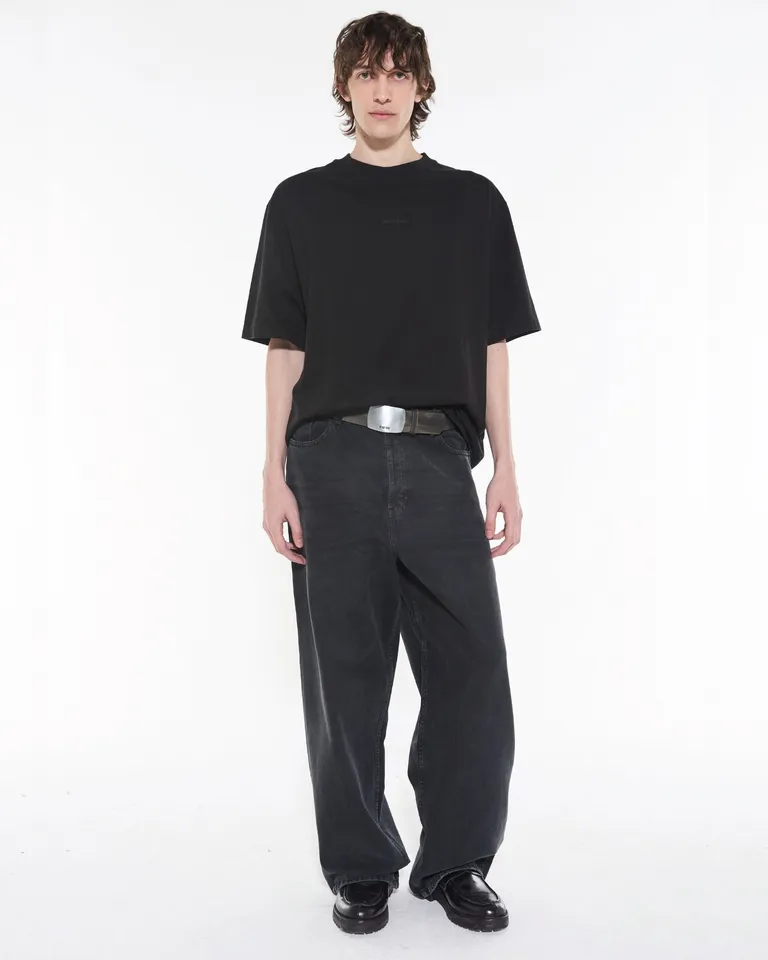 Pantalones de tiro bajo y pierna ancha en denim negro desgastado de Ay Not Dead en Pantalones para argentina