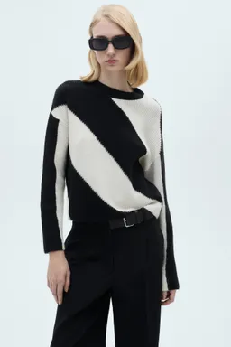 Sweater rayado punto de Mango en Buzos y Sweaters para argentina