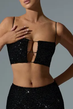 Crop top recortado negro adornado de Oh Polly en Tops para argentina