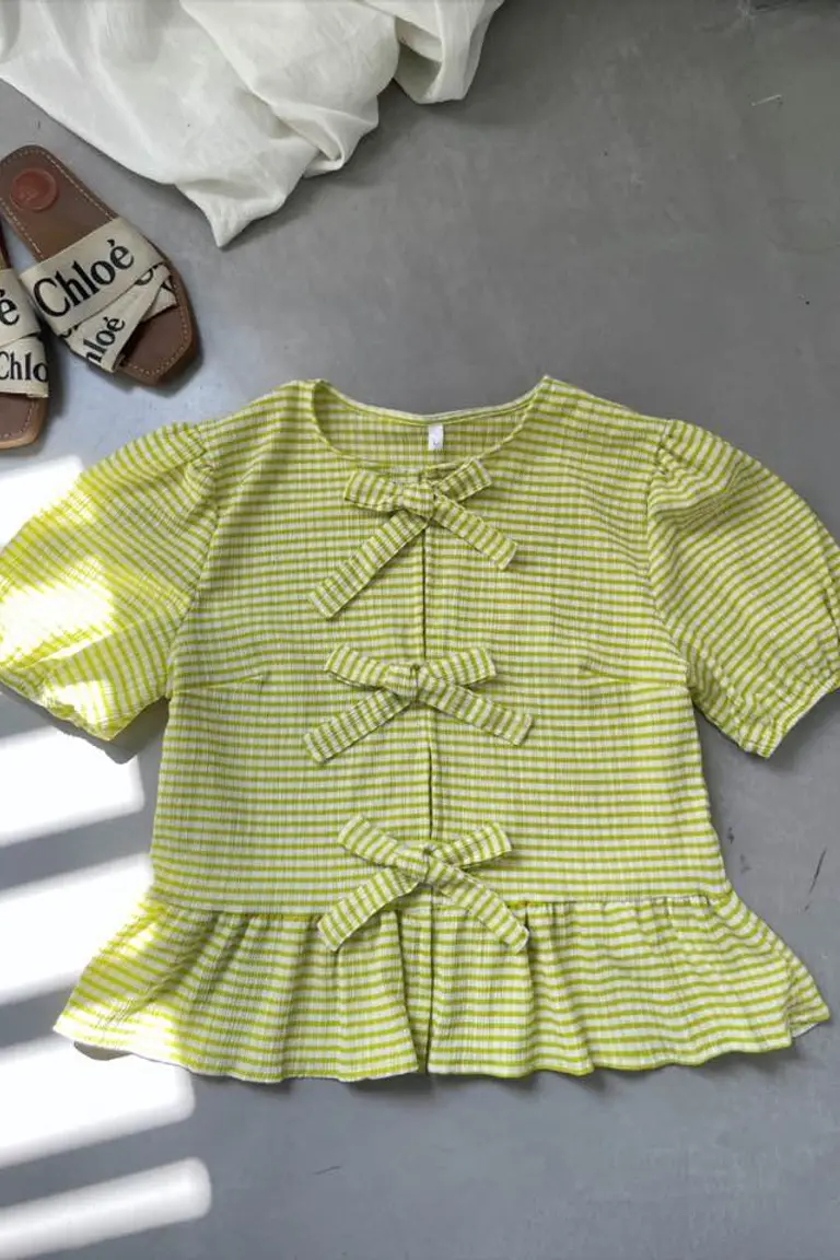 Blusa con Volados de Hesed en Blusas para argentina