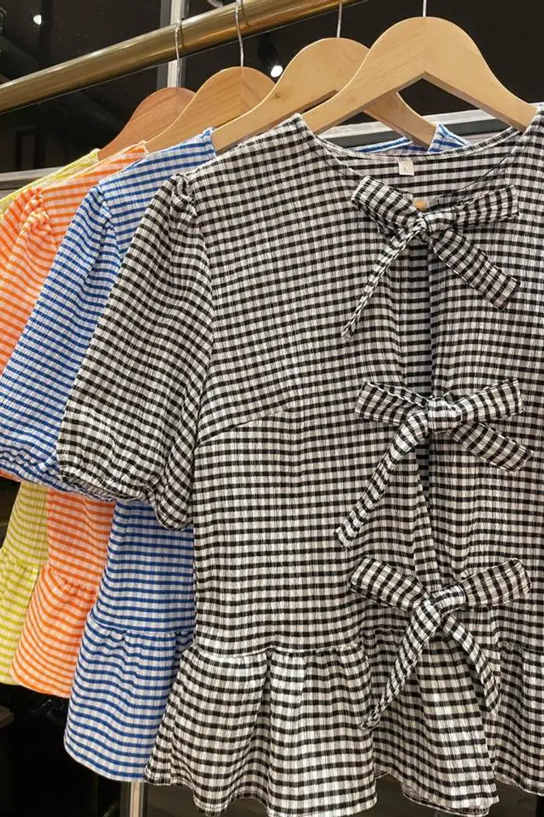 Blusa con Volados de Hesed en Blusas para argentina