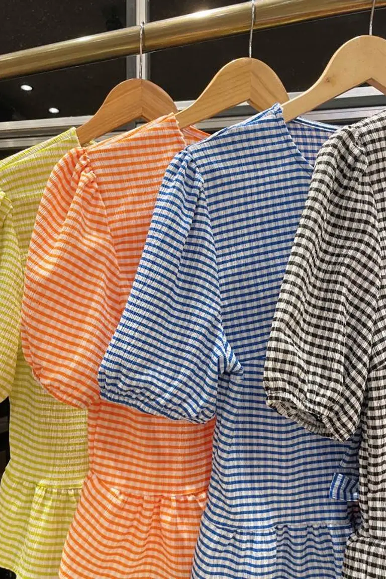 Blusa con Volados de Hesed en Blusas para argentina