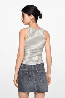 Top canalé algodón de Mango Teen en Tops para argentina