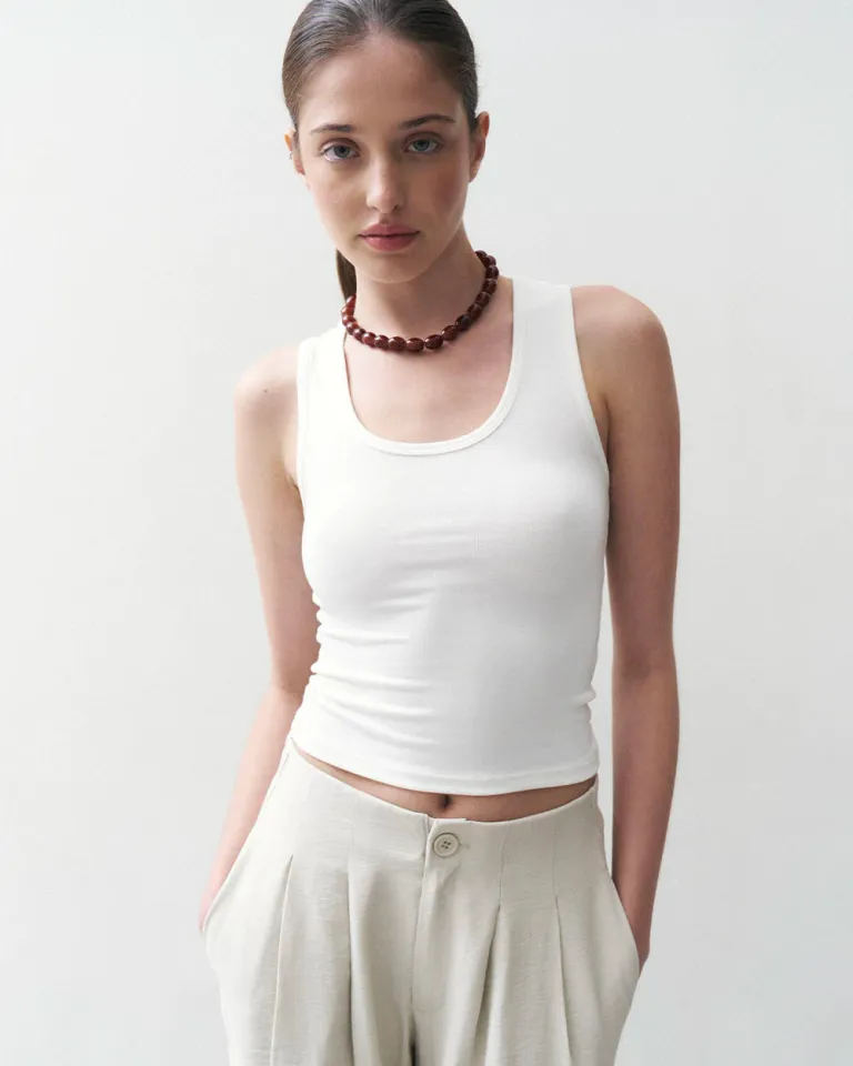 Remera básica de tela jersey viscosa en color blanco para mujer de Sky en Remeras para argentina