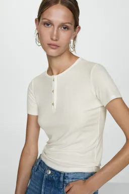 Remera lyocell botones de Mango en Remeras para argentina