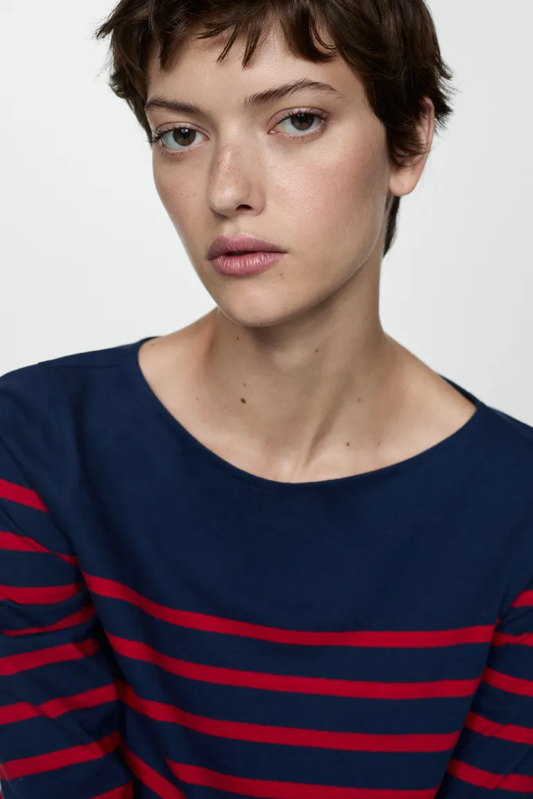 Remera rayas cuello barco de Mango en Remeras para argentina