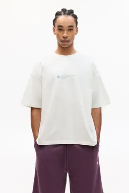 Remera stwd bordado contraste de Pull&Bear en Remeras y Polos para argentina