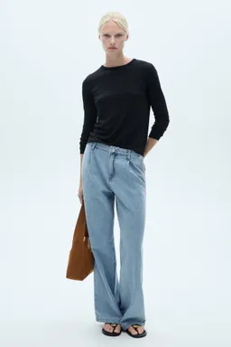 Jeans wideleg con pinzas de Mango en Pantalones para argentina