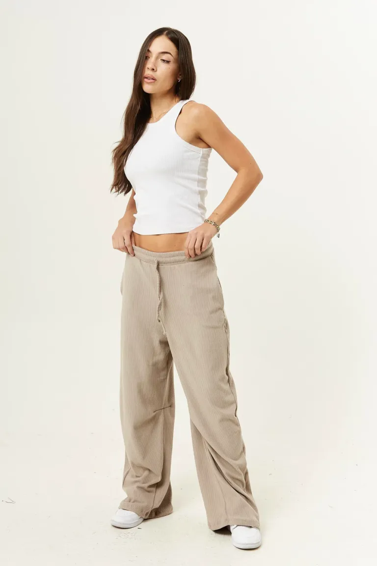 Pantalón ancho de vestir en morley lanilla para mujer de Belle en Pantalones para argentina