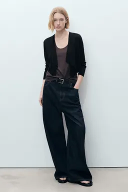 Cárdigan crop punto de Mango en Buzos y Sweaters para argentina