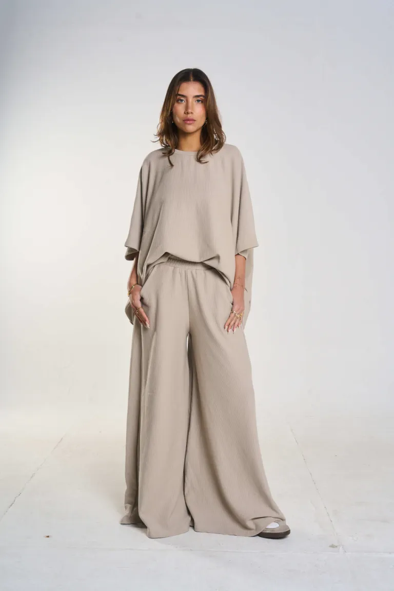 Pantalón Otoman marrón - Diseño fluido y elegante para looks versátiles de Belle en Pantalones para argentina