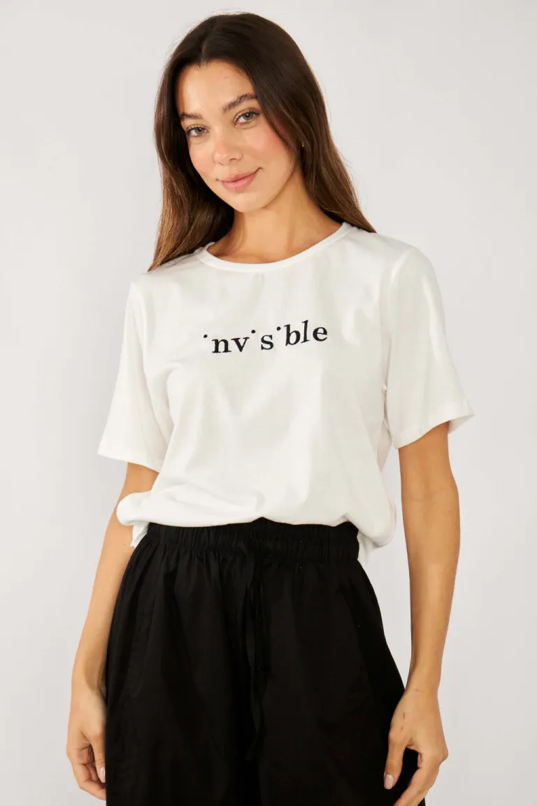 Remera de algodón con estampa en tono beige - Prenda versátil y de tendencia para el día a día de Belle en Remeras para argentina