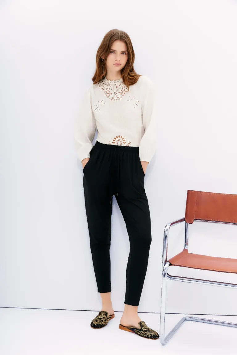 Pantalón babucha de cintura elástica y corte por arriba de los tobillos de Rapsodia en Pantalones para argentina