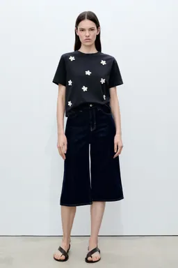 Camiseta manga corta flores de Mango en Remeras para argentina