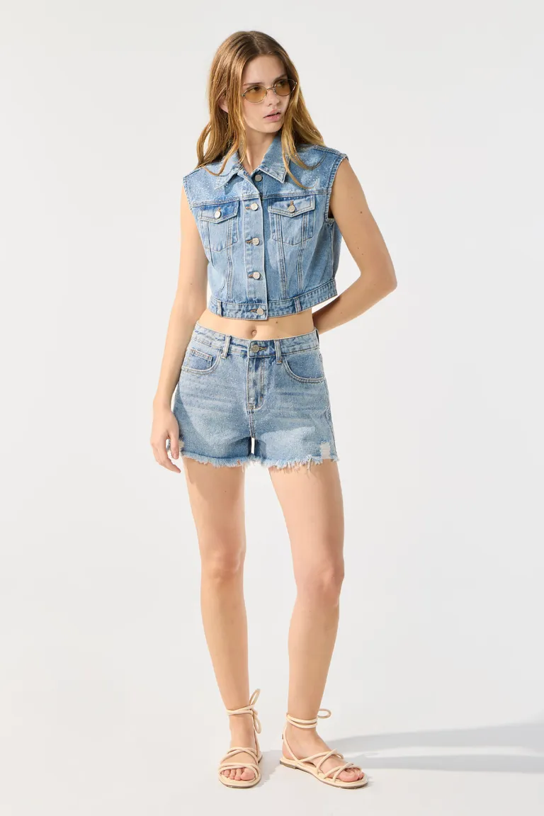 Shorts de tiro medio en denim con detalles de strass de Cuesta Blanca en Shorts para argentina