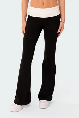 Leggings acampanadas con doblez de Edikted en Pantalones para argentina