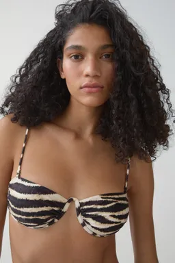 Top bikini aros de Mango en Swimwear y Beachwear para argentina