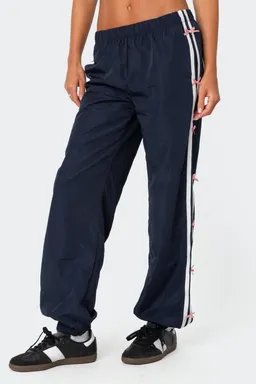 Pantalón deportivo nylon rayas lazo de Edikted en Pantalones para argentina