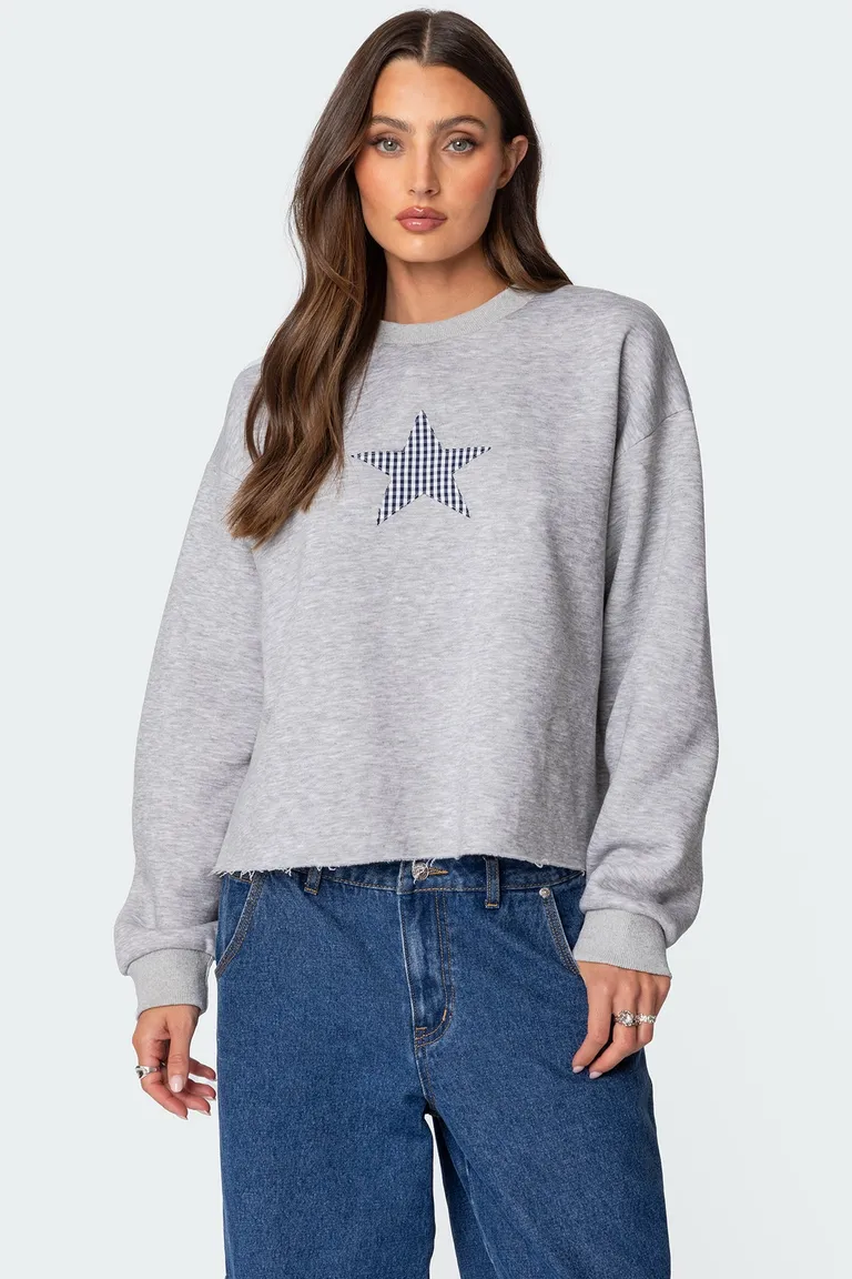 Sudadera gingham con estrella de Edikted en Buzos y Sweaters para argentina