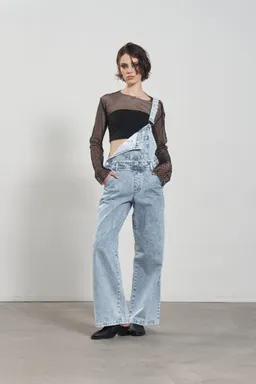 Jardinero adam de Magda en Pantalones para argentina
