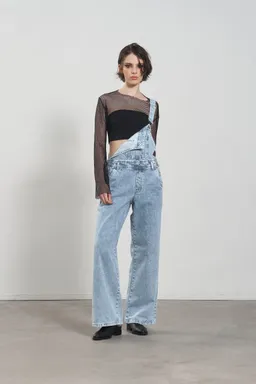 Jardinero adam de Magda en Pantalones para argentina