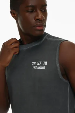Remera deportiva sin mangas de Lefties en Remeras y Polos para argentina