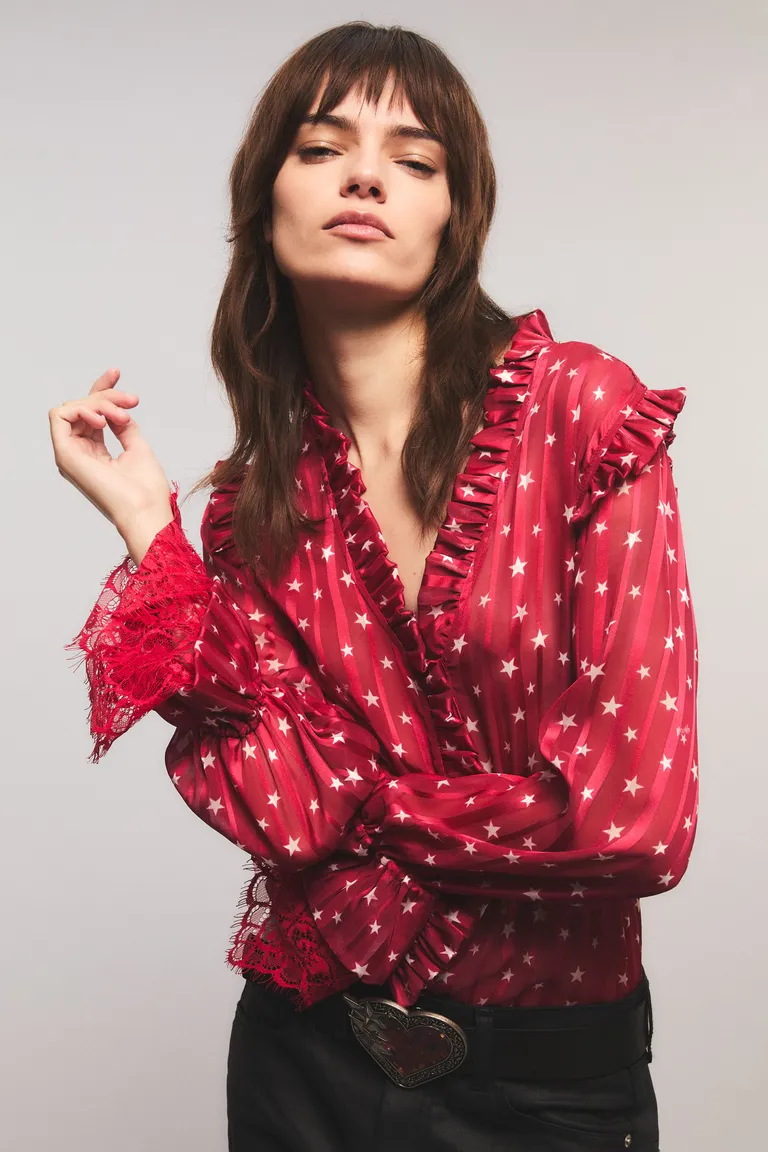 Camisa de mujer con estampado de estrellas y diseño diferencial de Kosiuko en Camisas para argentina