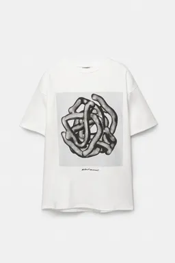 Buzo manga corta abstracto de Pull&Bear en Remeras y Polos para argentina