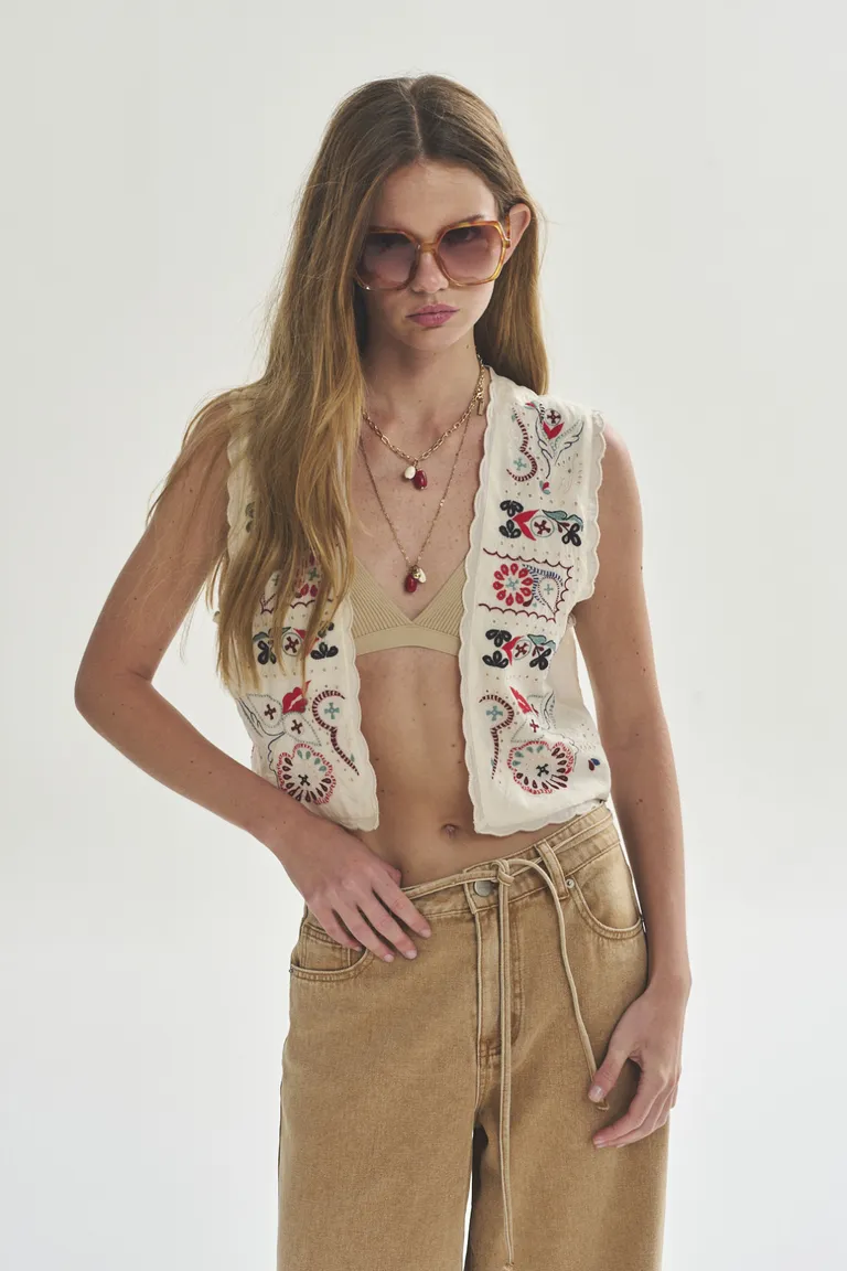 Chaleco mujer estampado de diseño elegante y versátil de Akiabara en Chalecos para argentina