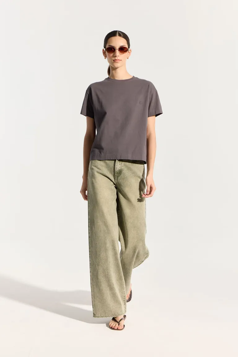 Remera básica de corte regular y mangas cortas para mujer de Portsaid en Remeras para argentina