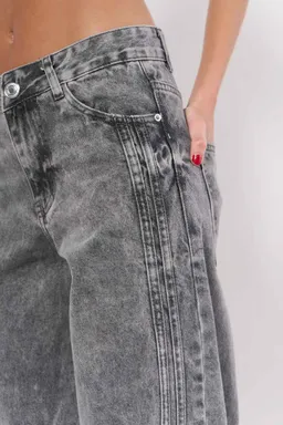 Jean denim baggy payton gris de Magda en Pantalones para argentina