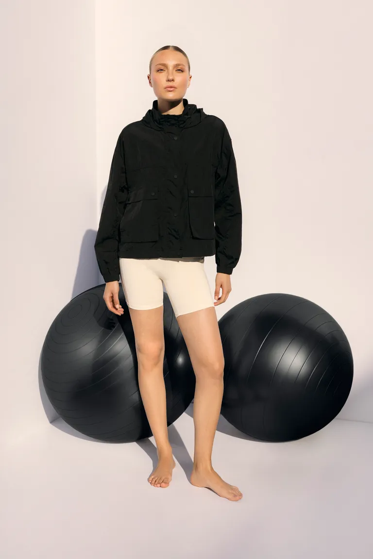 Pantalones deportivos de cintura alta con detalles de costuras bordados y cierres termosellados de Portsaid en Pantalones para argentina