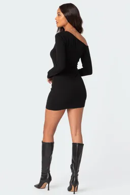 Mini vestido soleste acanalado de Edikted en Vestidos para argentina