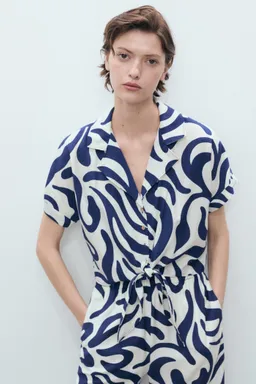 Camisa crop estampada nudo de Mango en Camisas para argentina
