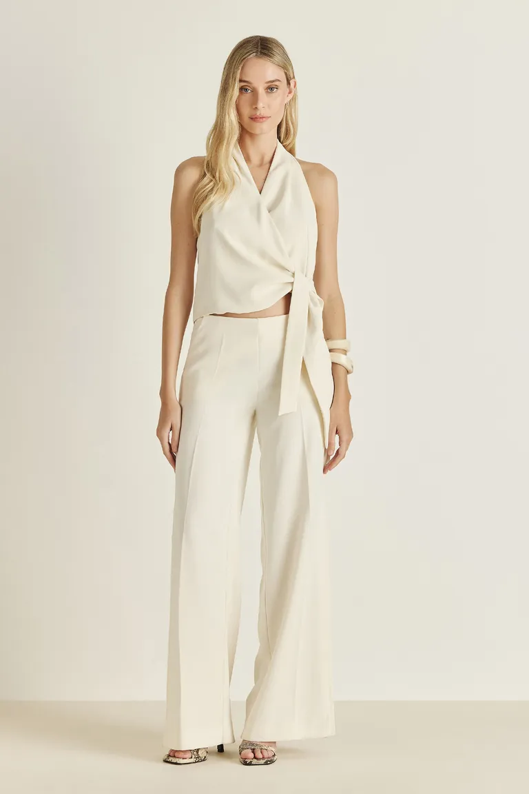 Top cruzado al frente con suave caída y escote natural de Tucci en Tops para argentina