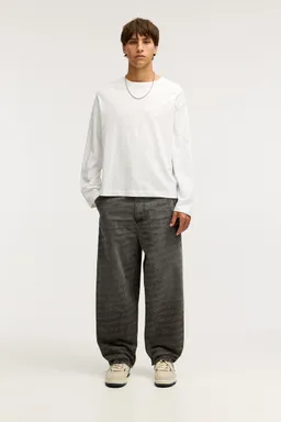 Jeans skater láser stwd de Pull&Bear en Pantalones para argentina