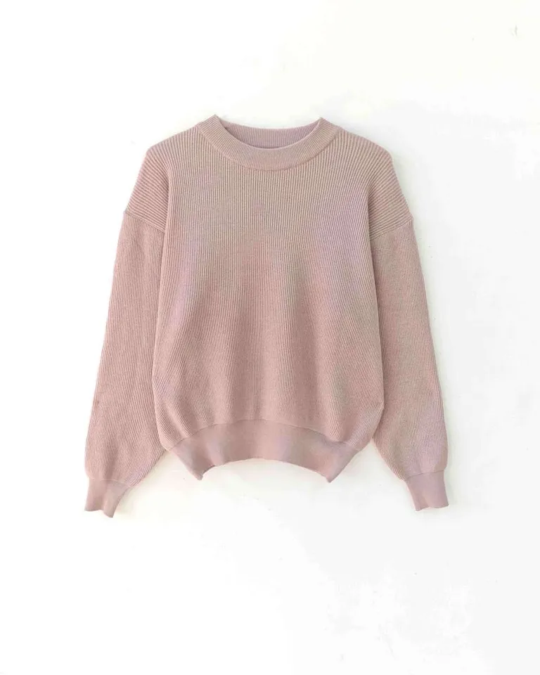 Suéter de bremer en tono marrón, diseño elegante y versátil para mujer de Hesed en Buzos y Sweaters para argentina