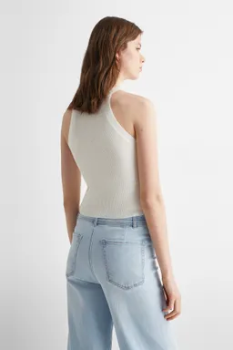 Top canalé de Mango Teen en Tops para argentina