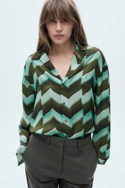 Camisa estampada fluida de Mango en Camisas para argentina