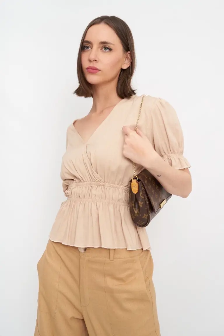 Blusa con Frunces de Hesed en Blusas para argentina