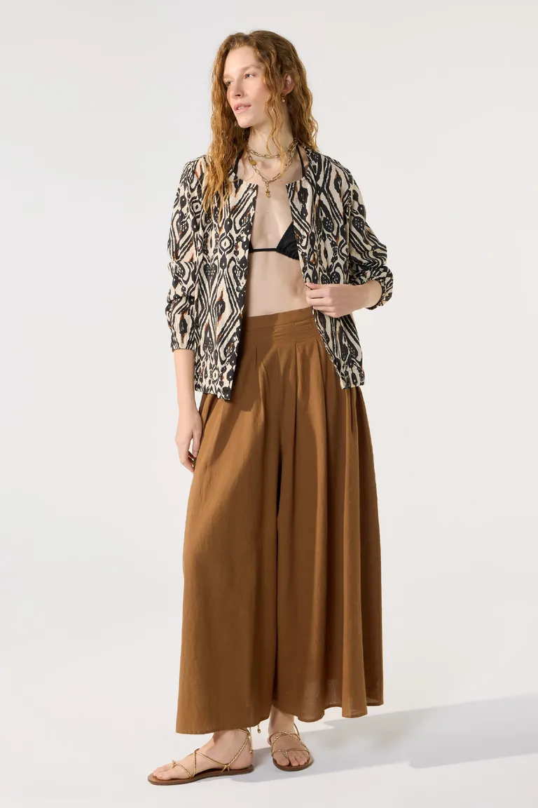 Elegante blazer estampado femenino con pinzas y cierre invisible de Cuesta Blanca en Blazers para argentina