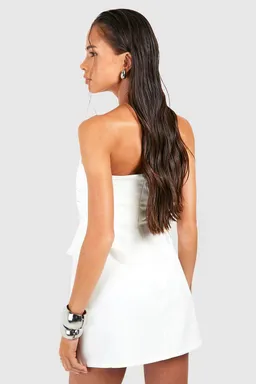 Mini vestido bandeau sastre satén de Boohoo en Vestidos para argentina