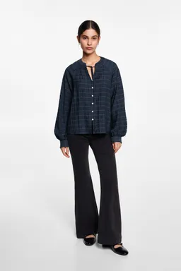 Blusa cuadros con lazo de Mango Teen en Blusas para argentina