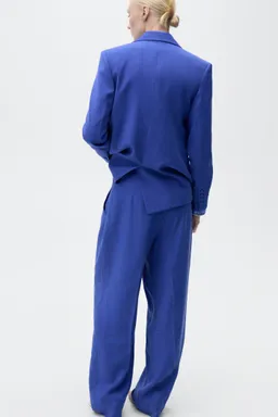 Pantalón traje wideleg pinzas de Mango en Pantalones para argentina