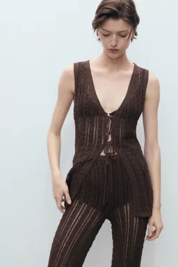 Pantalón recto punto calado de Mango en Pantalones para argentina