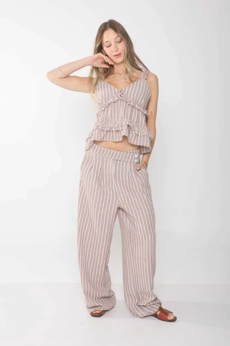 Pantalón palazzo de corte alto con pinzas y botones cruzados de Belle en Pantalones para argentina