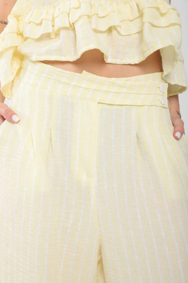 Pantalón palazzo de corte alto con pinzas y botones cruzados de Belle en Pantalones para argentina