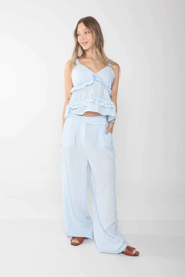 Pantalón palazzo de corte alto con pinzas y botones cruzados de Belle en Pantalones para argentina