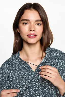 Blusa estampada de Mango Teen en Blusas para argentina